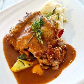 Herb Marinated Chicken with Brown Sauce