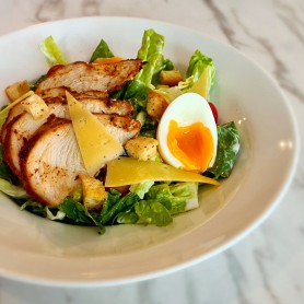 Caesar Salad with Cajun Chix